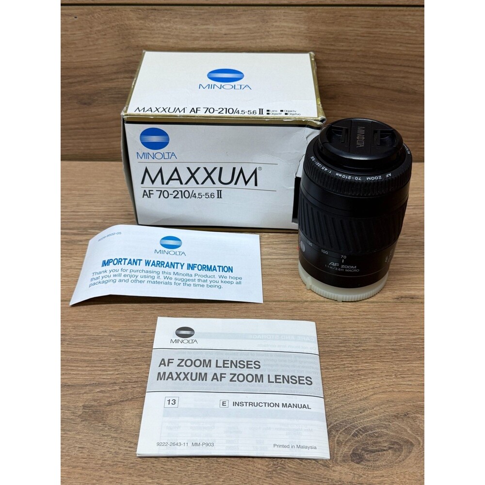 Minolta Maxxum AF 70-210mm F4.5-5.6 II Black Lens w/ Box
